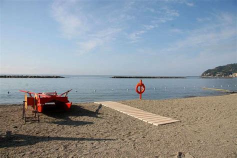 Spiagge Di San Bartolomeo Al Mare