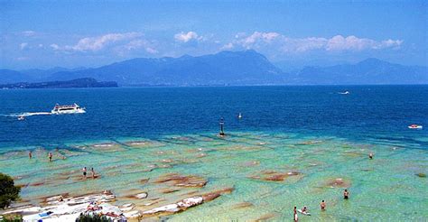 Sandstrand Gardasee Sirmione Strand