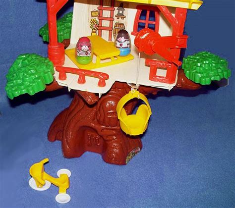 Hasbro Toys Weebles 570 Tree House