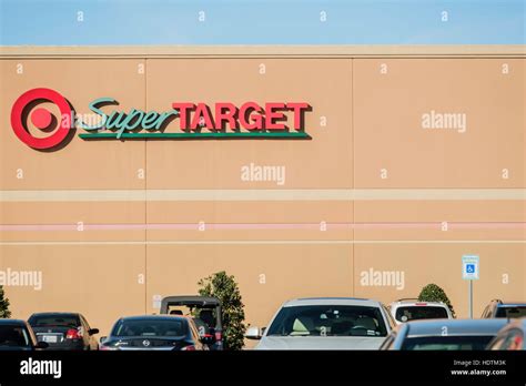 Super Target Logo Hi Res Stock Photography And Images Alamy