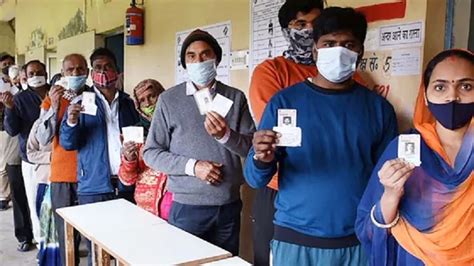 Uttar Pradesh Elections Begin 6017 Turnout In Phase 1 Kashmir Observer