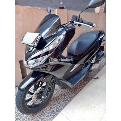 Motor Honda PCX Bekas Tipe CBS Tahun 2018 Matic Murah Normal Di Jakarta