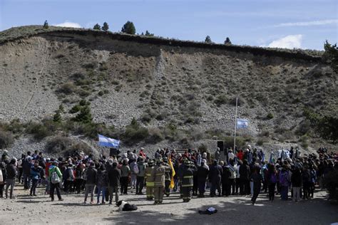 Abrazo Limay Diario El Cordillerano