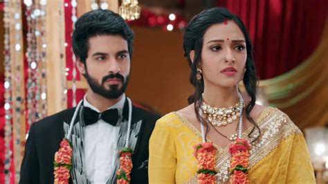 Yeh Hai Chahatein Watch Episode 136 Rudraksh Mahima Get Hitched On Disney Hotstar