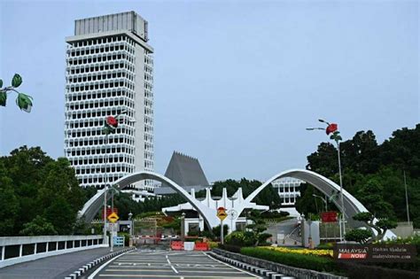 Dewan Rakyat Session Cancelled Due To Parliament Dissolution Malaysianow