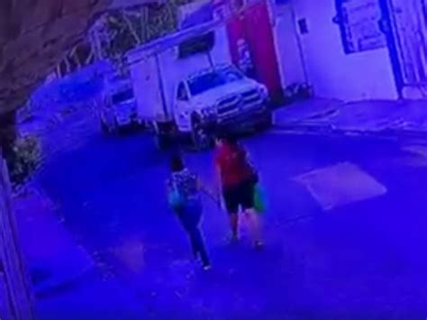 Sujeto Mata A Cuchilladas A Mujer Que Caminaba Con Una Amiga Por La