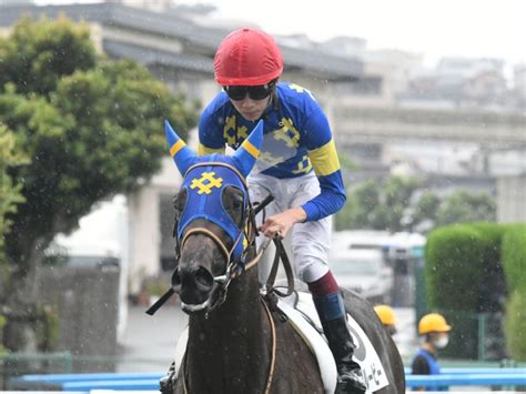 【2歳未勝利】 小倉2r ゴッドブルービーが4角先頭から突き抜けて5馬身差の完勝 競馬ニュース Netkeiba