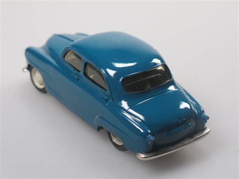 DUVI Simca 9 Aronde Berline 1951 1955 Blau Resin 1 43