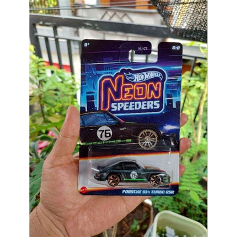PORSCHE HOT WHEELS 風火輪保時捷 934 Turbo RSR Neon Speeders 2025 蝦皮購物
