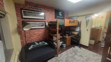 Michigan State University MSU East Wilson Dorm Room Walk Thru 2023