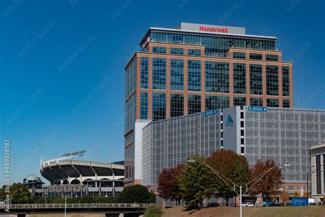 The new Honeywell HQ anchors the latest office tower at Legacy Union in Charlotte, NC Stock ...