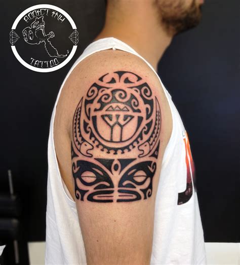 Tatouage Style Polynesien Maori Avec Tiki Addict Ink Tattoo