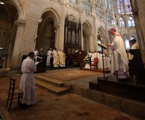 Retour Sur L Ordination Diaconale D Olivier Lecanu Saint Pierre