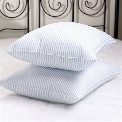 Bed pillows - DecorLinen.com.