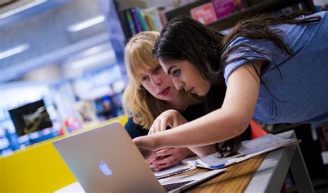 Openingstijden En Activiteiten Bibliotheek Uitkijkpost