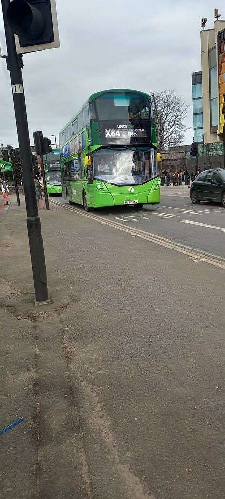 First West Yorkshire 35901 Wright Streetdeck Integral ML22 Flickr