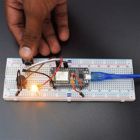 Make A Iot Ldr Alarm Circuit Using Ldr Module Rees52