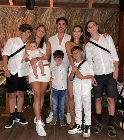 Así es la fabulosa casa en Nordelta donde viven Pampita y Roberto