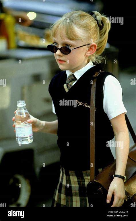 DAKOTA FANNING, UPTOWN GIRLS, 2003 Stock Photo - Alamy