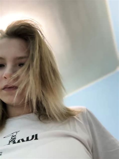 Sexy Blonde Annie 2024 03 21 151021