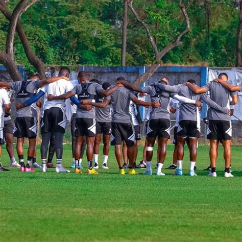 Jugadores De Emelec No Entrenaron Por Falta De Pago