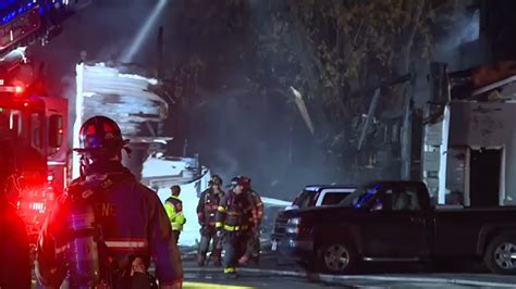 Plane crash into multi-family home in New Hampshire kills everyone on board, officials say ...