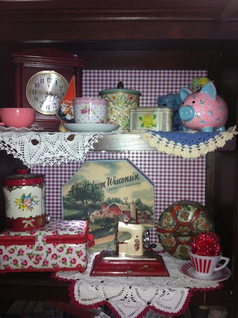 Red Gingham Shelf Liner For Stylish Bookcase