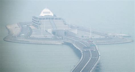 China Inauguró El Puente Marítimo Más Largo Del Mundo Con Un Túnel