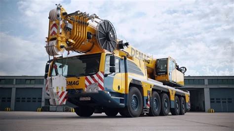 Mobile Cranes: Definition, Types, Advantages