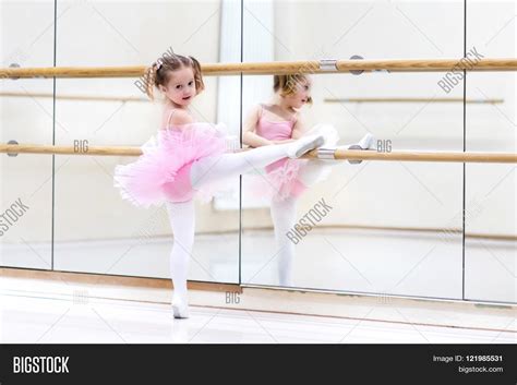 Little Ballerina Girl Image & Photo (Free Trial) | Bigstock