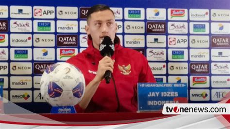 Jay Idzes Beberkan Situasi Ruang Ganti Timnas Indonesia Jelang Lawan