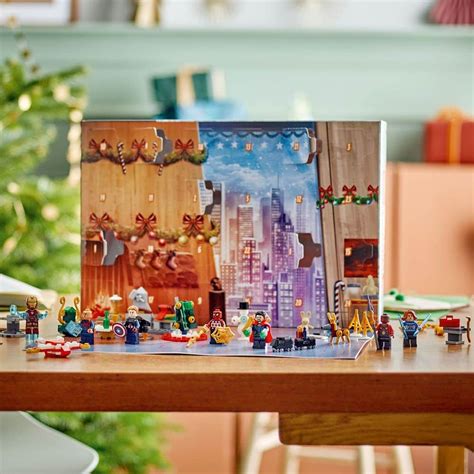 Lego Marvel Avengers Adventskalender Mit Minifiguren