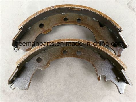 Spare Auto Car Parts High Quality Disc Brake Shoe For Daihatsu K2239