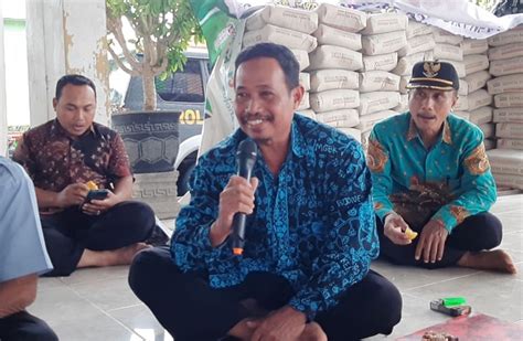 Kelangkaan Pupuk Bersubsidi Dikeluhkan Warga Di Bojonegoro Dalam Jumat