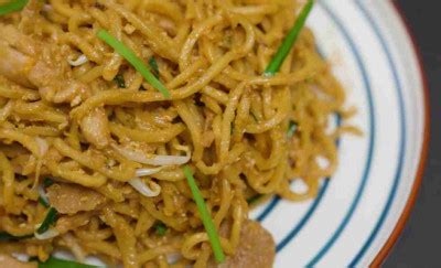 Akhir Pekan Saatnya Makan Menu Ini Resep Mi Goreng Kucai Nnc Netralnews