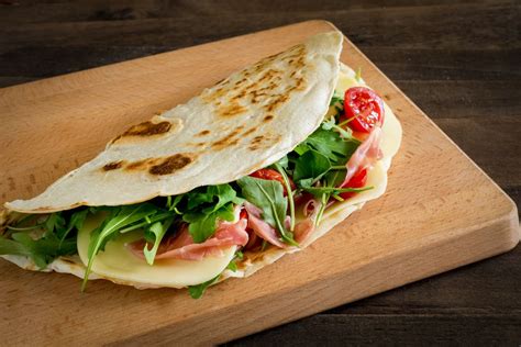 Piadina Con Farina Di Ceci Ricetta Pane Fatto