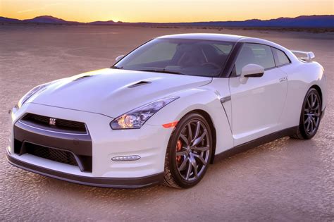 Nissan Gt R Specs Prices Vins Recalls Autodetective