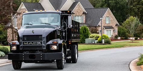 Mack Trucks Begins Full Production Of Medium Duty Md Series Provides