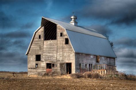 Old Minnesota Barn Barn Old Barns Country Barns