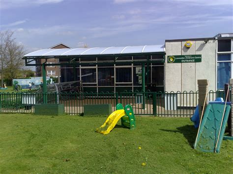 Leavesden Green Primary School Play Area Canopy Small Clovis