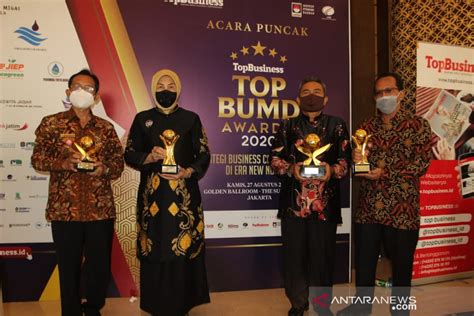 Bupati Batola Raih Anugerah Top Pembina Bumd Antara News