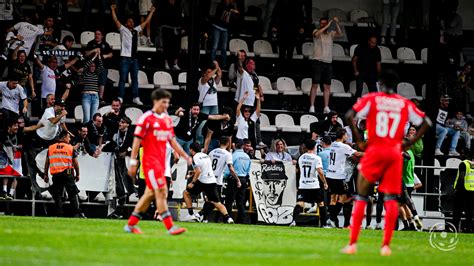Partidas De Farense X Benfica - Farense x Benfica B foi lugar de reviravolta épica: eis o roteiro de ...