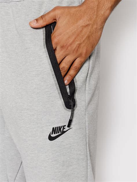 Nike Spodnie Dresowe Tech CU4501 Szary Relaxed Fit Modivo Pl