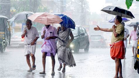 Widespread Rain In Kerala Orange Alert Issued In Four Districts