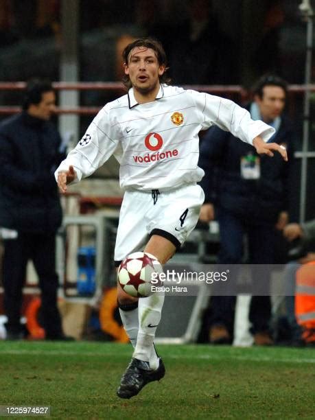 Gabriel Heinze Manchester United Photos and Premium High Res Pictures ...