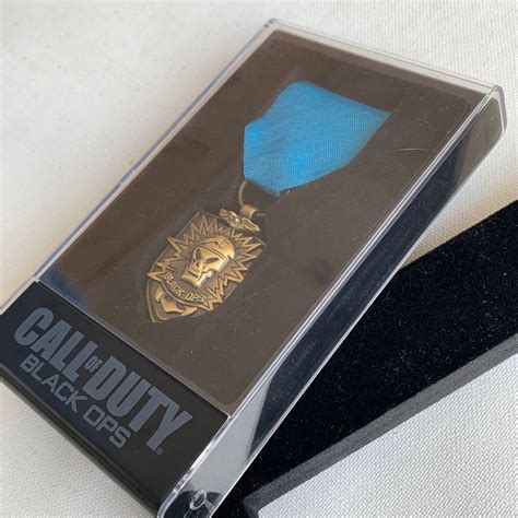 Call Of Duty Black Ops Hardened Limited Edition Skull Promo Badge Pin