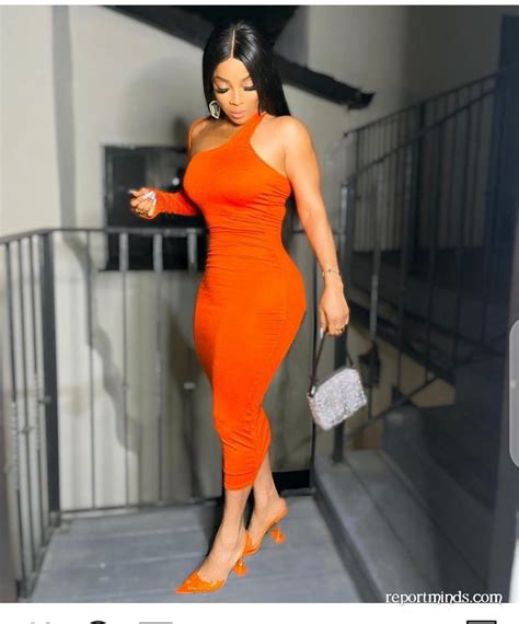 Toke Makinwa Puts Her Curves On Display In Orange Dress Report Minds