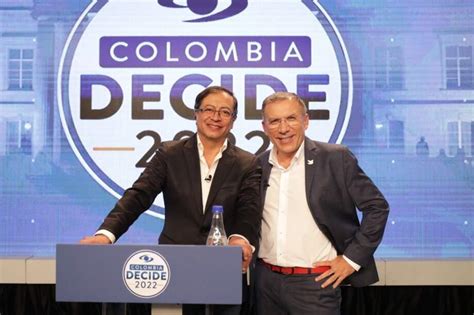 Roy Barreras Desiste De Su Precandidatura Presidencial Para Ser Jefe De