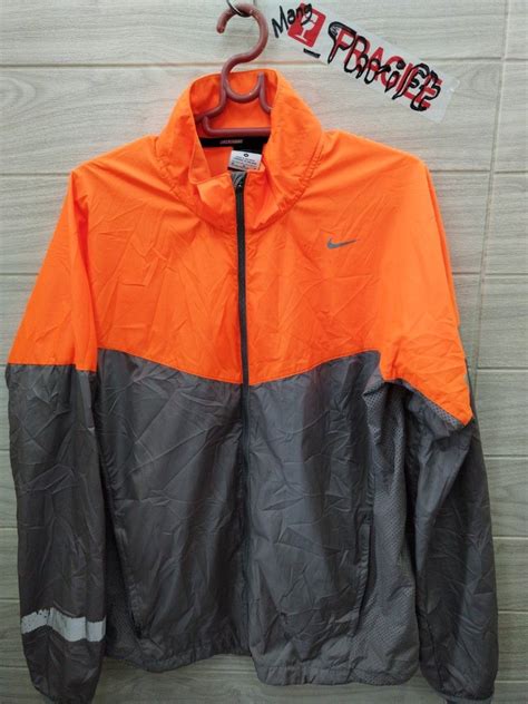 NIKE RUNNING JACKET, Men's Fashion, Coats, Jackets and Outerwear on Carousell