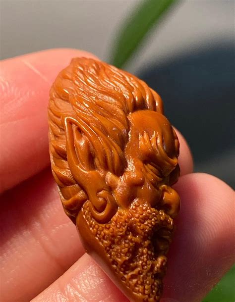 Olive Pit Carving Rpics